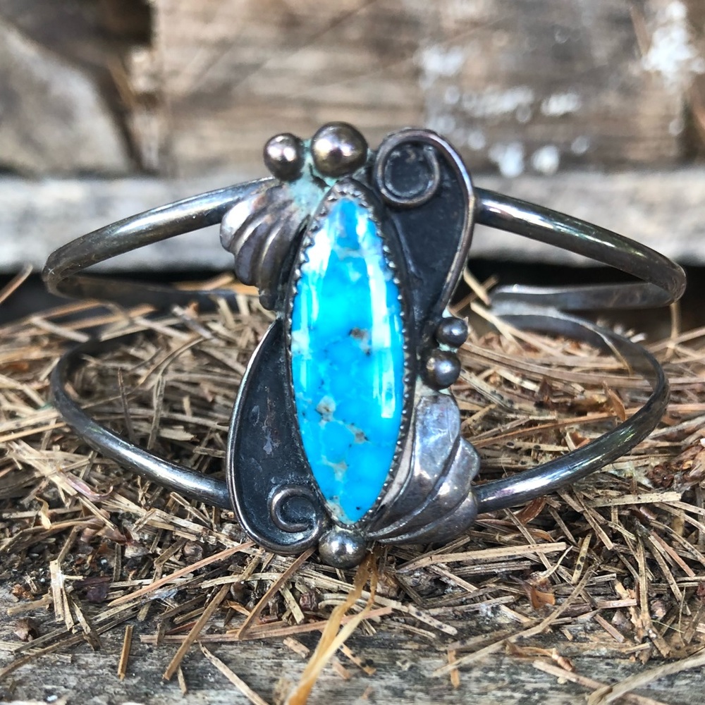 Vintage sterling southwestern bracelet